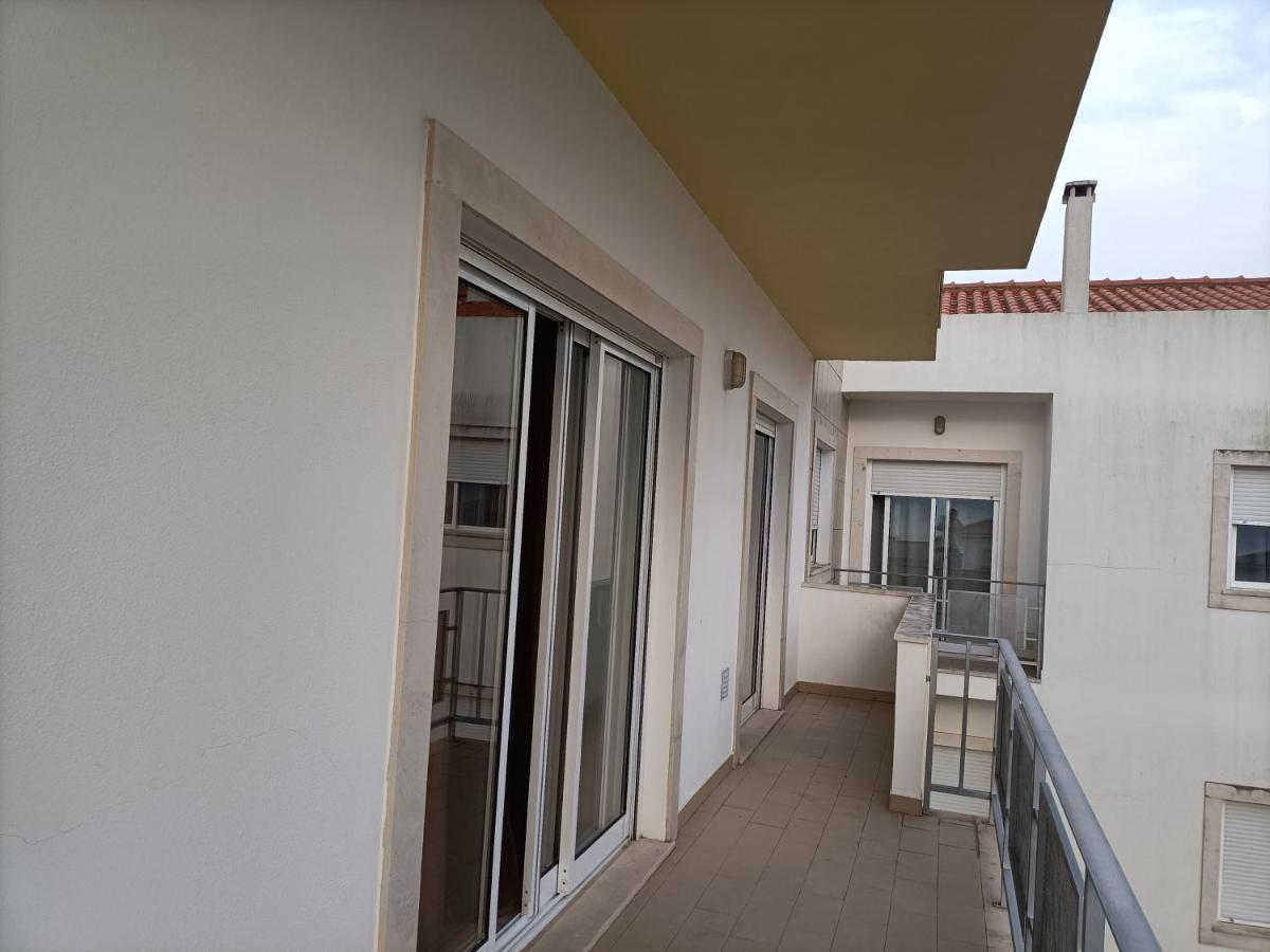 T2 Por Do Sol Apartment Nazare Bagian luar foto