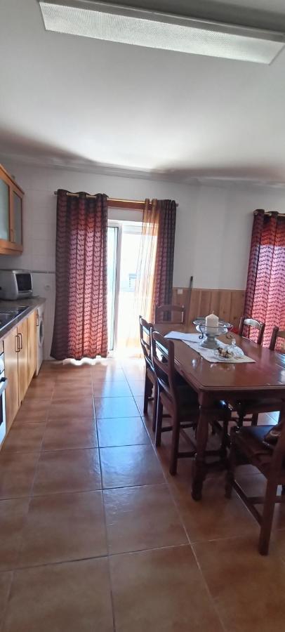 T2 Por Do Sol Apartment Nazare Bagian luar foto