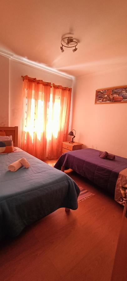 T2 Por Do Sol Apartment Nazare Bagian luar foto